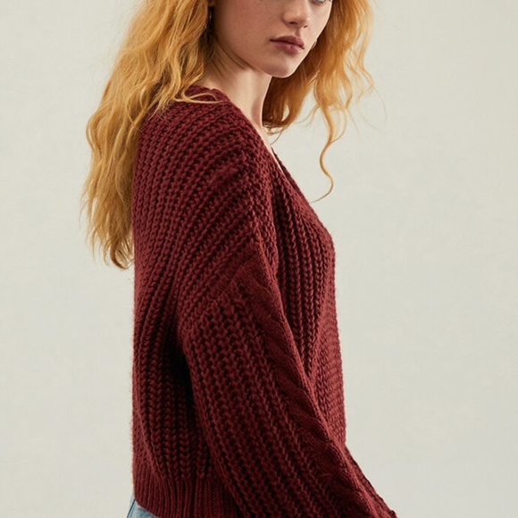 La Hearts Sweaters | La Hearts Maroon Cropped Knit Crew Neck Sweater | Color: Red | Size: Xs | Silvanafazz's Closet